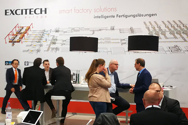 Wie implementieren Plattenmöbelunternehmen die Fertigung in Losgrößen und bauen eine intelligente Fabrik auf?