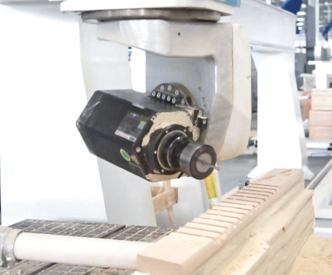 E10 Vantage Fünf-Achsen-Bearbeitungszentrum für eine Vielzahl von Materialien