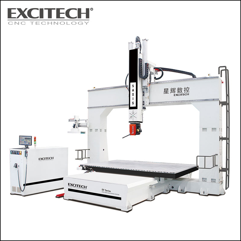 Venture Fünf-Achsen-CNC-Maschine